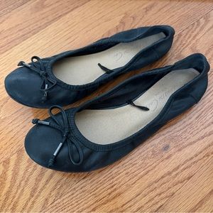 Kenneth Cole New York Ballet Flats Size 8.5